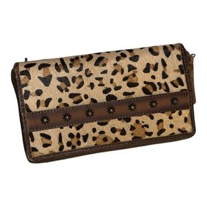 NWT RAFTER T RANCH Studded Leather Calf Hair Zip-Around Wristlet Wallet‎